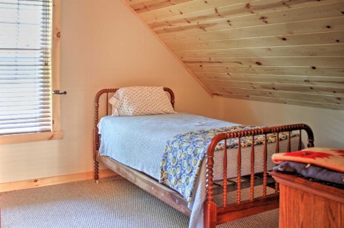 Rural Farmhouse Cabin on 150 Private Wooded Acres! image 16