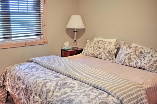 Rural Farmhouse Cabin on 150 Private Wooded Acres! image 20